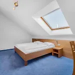 By Gruene Zur Post - 100 % Bio & Ceconi