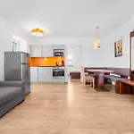 By Gruene Zur Post - 100 % Bio & Ceconi Apartment
