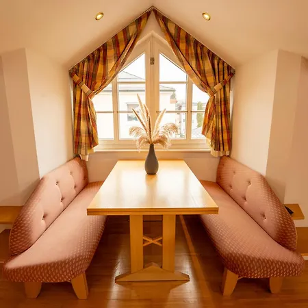 By Gruene Zur Post - 100 % Bio & Ceconi