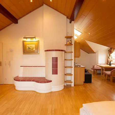 Apartmán By Gruene Zur Post - 100 % Bio & Ceconi