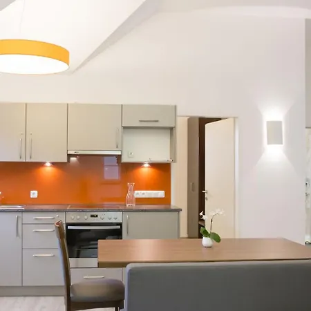 Apartmán By Gruene Zur Post - 100 % Bio & Ceconi *