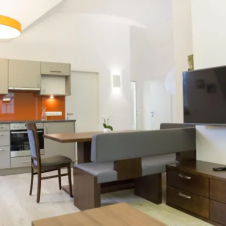 Apartment By Gruene Zur Post - 100 % Bio & Ceconi