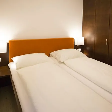 شقة By Gruene Zur Post - 100 % Bio & Ceconi *