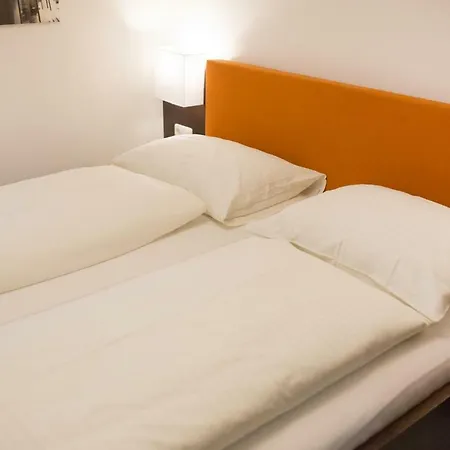 Apartment By Gruene Zur Post - 100 % Bio & Ceconi *