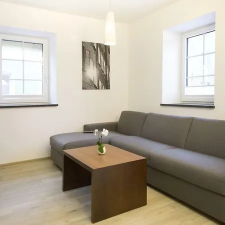 By Gruene Zur Post - 100 % Bio & Ceconi * Solnohrad