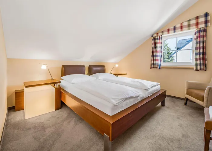 By Gruene Zur Post - 100 % Bio & Ceconi Apartament