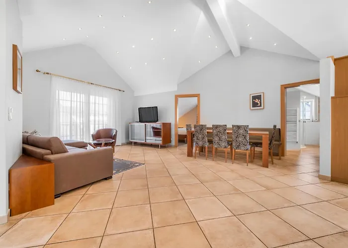 By Gruene Zur Post - 100 % Bio & Ceconi Lejlighed Salzburg