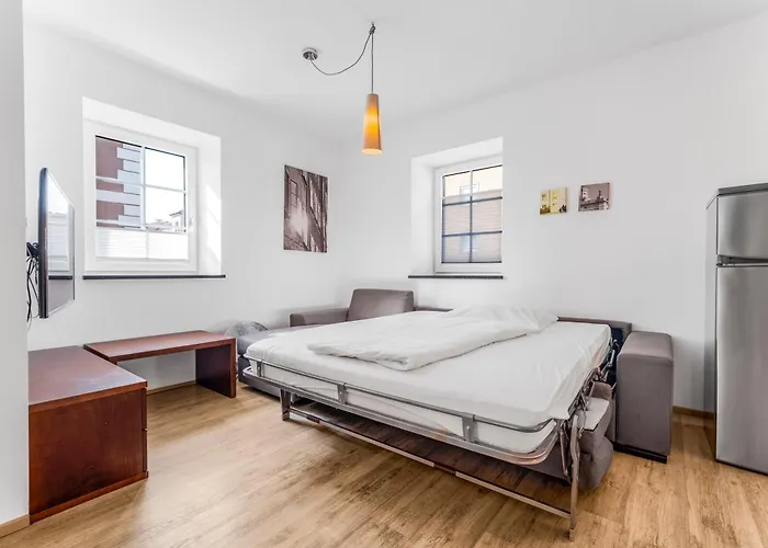 By Gruene Zur Post - 100 % Bio & Ceconi Salzburg