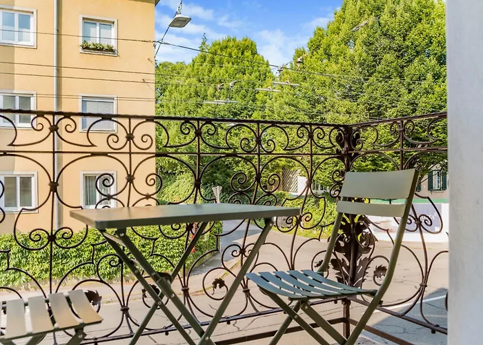 By Gruene Zur Post - 100 % Bio & Ceconi Lejlighed Salzburg