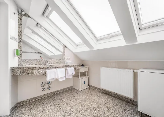 By Gruene Zur Post - 100 % Bio & Ceconi Salzburg