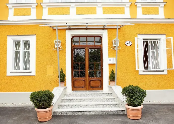 By Gruene Zur Post - 100 % Bio & Ceconi Apartament *