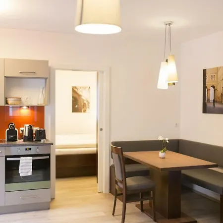 By Gruene Zur Post - 100 % Bio & Ceconi Apartamento *