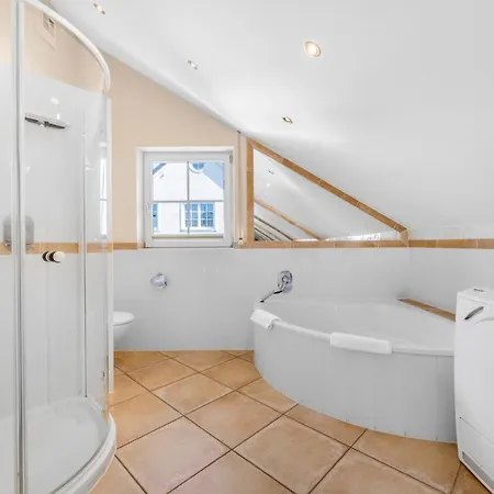 Apartament By Gruene Zur Post - 100 % Bio & Ceconi Salzburg
